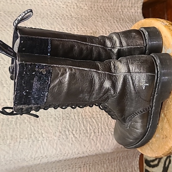 Y2K Dr. Martens - Picture 2 of 7